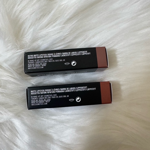 MAC Cosmetics Retro Matte Lipstick 2-piece Bundle - Bronx & Taupe | NWT NIB - Picture 2 of 11